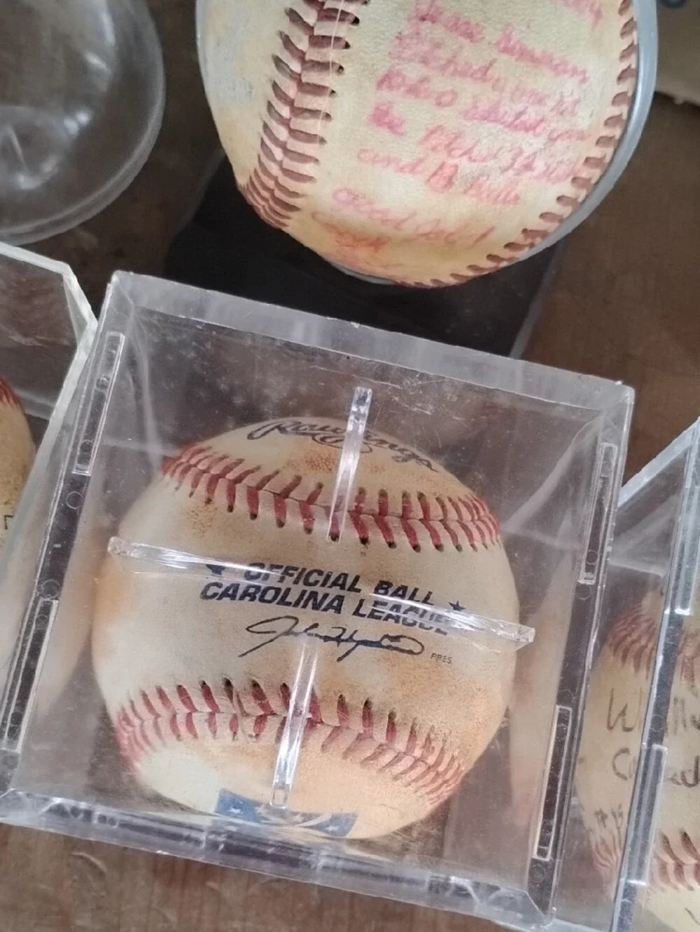 Autographed Vintage Baseball Display Set – White